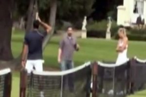 Sharapova, Djokovic'i "orasından" vurdu