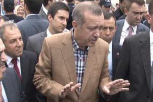 "Bize engel &ccedil;ıkarmamaya hazır mısınız?"