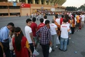 İzmir'de b&uuml;y&uuml;k skandal