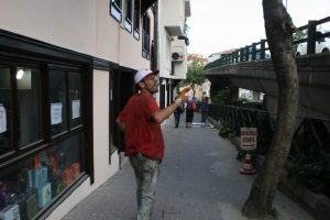 &Ccedil;&ouml;pten silah &ccedil;ıktı
