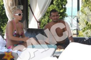 &Uuml;mit Karan B&uuml;kreş'te ka&ccedil;amakta