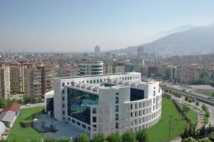 Emniyet binasının a&ccedil;ılışı başka bahara kaldı