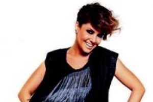 G&uuml;lben Ergen Sibel Can'ın modacısını kaptı!