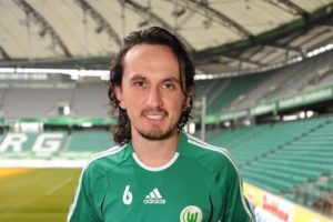 Tuncay Şanlı'dan vazge&ccedil;tiler