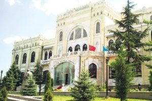 Resim ve Heykel M&uuml;zesi'nde skandal