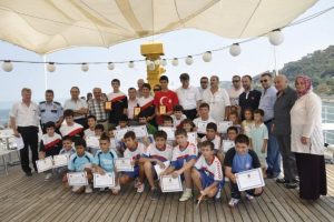 Mudanya polis g&uuml;c&uuml; sporcuları sertifikalarını aldı