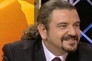 Y&uuml;ksel Aytuğ &ouml;z&uuml;r dilemek zorunda kaldı
