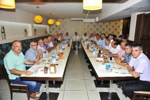 Yıldırım Belediye meclis &uuml;yeleri iftarda buluştu