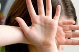 &Ouml;ğretmen 14 yaşındaki &ouml;ğrencisini ka&ccedil;ırdı