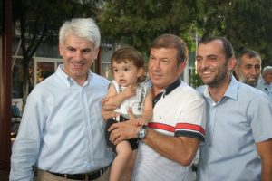 Efsane golc&uuml; Tanju &Ccedil;olak Bursa'da