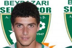Bursaspor'da s&uuml;rpriz transfer harekatı