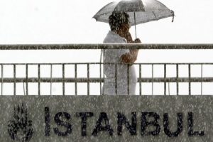 İstanbul i&ccedil;in sağanak uyarısı