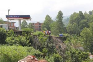 Rize'de heyelan