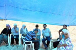 Direnirsen kafana sıkarız...