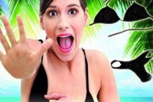 Bu bikini suda &ccedil;ırıl&ccedil;ıplak bırakıyor!