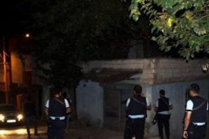 Hatay'da karakola saldırı: 2 yaralı