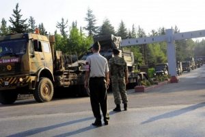 Suriye sınırında b&uuml;y&uuml;k tatbikat