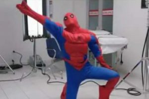 İşler G&uuml;&ccedil;ler'de Ankaralı &ouml;r&uuml;mcek adam