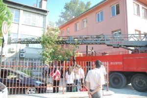 Adliyedeki deliller yangına yol a&ccedil;tı