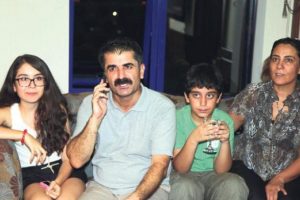 Dere kenarında uyudum