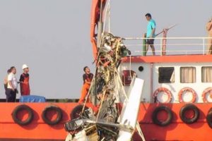 U&ccedil;ak enkazında sır ayak