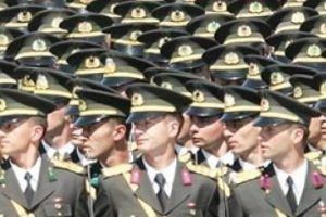Askeri okullara rağbet y&uuml;zde 30 azaldı
