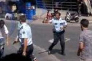 4 genci vuran polise skandal tebrik