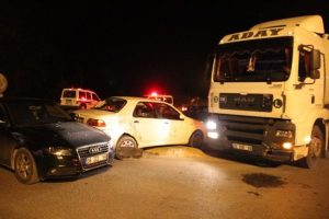 Alkoll&uuml; s&uuml;r&uuml;c&uuml; faciaya davetiye &ccedil;ıkardı