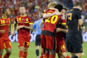Hollanda'ya komşu tokadı!