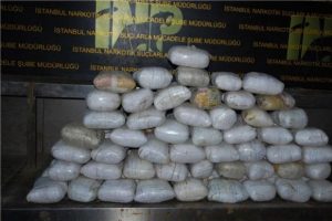 Zehir tacirlerine darbe