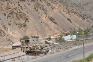 Tunceli'de &ccedil;atışma