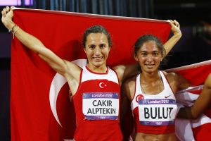 Olimpiyat şampiyonu Aslı'ya otomobil