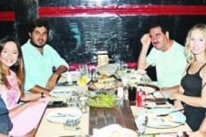 Dostu d&uuml;şmanı &ccedil;atlatın abi