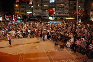 Gemlik'te Ramazan coşkusuna g&ouml;rkemli final