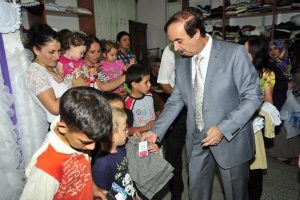 Keskin ihtiya&ccedil; sahibi 2 bin vatandaşa bayramlık dağıttı
