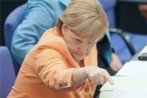 Merkel tatilden d&ouml;nd&uuml; tek s&ouml;z&uuml;yle piyasayı toparladı