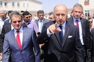 Fabius konteyner kenti ziyaret etti
