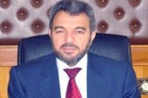 'Eşinin, kızının başını &ouml;rtt&uuml;receksin'