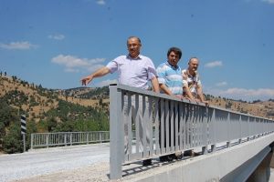 36 yıl &ouml;nce yapımına başlanan yol nihayet a&ccedil;ıldı