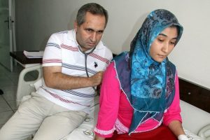 Meyan şerbeti i&ccedil;ti &ouml;l&uuml;mden d&ouml;nd&uuml;