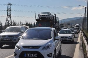 TEM'de trafik durma noktasında