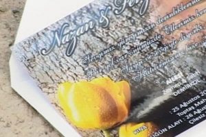 D&uuml;ğ&uuml;n davetiyelerini dağıtamadan &ouml;ld&uuml;
