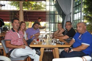 Okan Karacan dostlarıyla buluştu