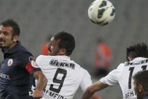Twitter'da Beşiktaş-İBB ma&ccedil;ı geyikleri