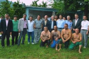 şehit oğlu adına g&uuml;reş turnuvası