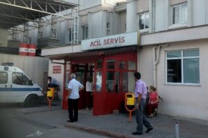 Otomobil takla attı : 1 &ouml;l&uuml;, 1 yaralı