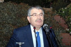 Bakan Şahin: Ağzına tıkarım o yazıları senin