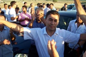 Bakan yardımcısına davul zurnalı karşılama