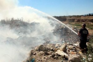 &Ccedil;&ouml;pl&uuml;k yangını zeytinliği k&uuml;l etti