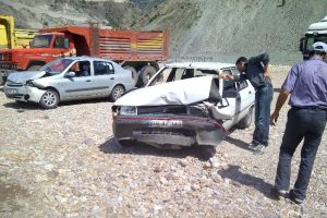 Artvin'de trafik kazası: 1 &ouml;l&uuml;, 6 yaralı